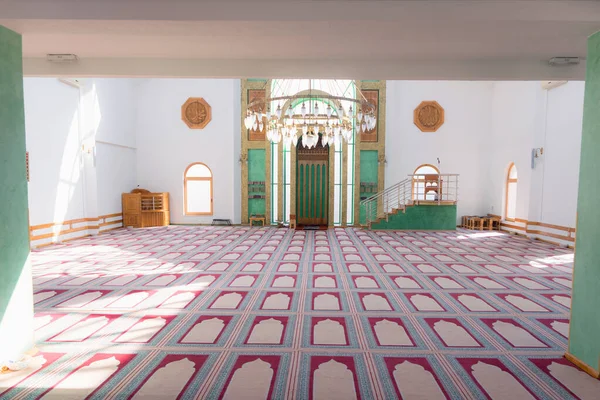Bosna-Hersek 'in Travnik kentindeki Kalibunar camii, içişleri, j