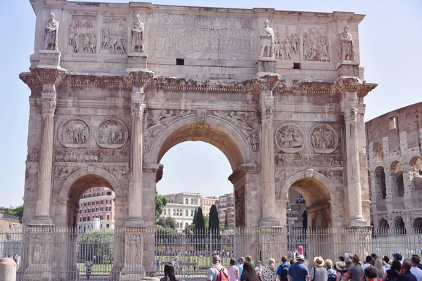 Rome, Italië-2019 juni-Colosseum in Rome. Colosseum is de m — Stockfoto