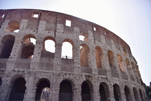 Rome, Olaszország-June 2019-római Colosseum. Colosseum az m — Stock Fotó