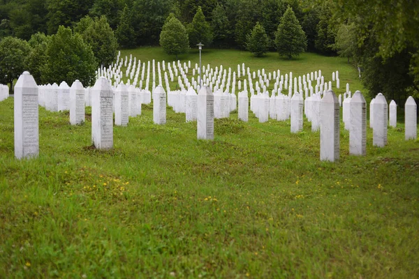 Srebrenica Potocari Bosna Hercegovina Června 2020 Srebrenica Potocari Památník Hřbitov — Stock fotografie