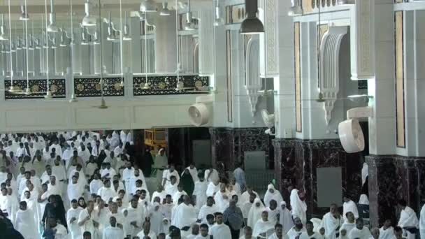 Mecca Saudi Arabia Augustus 2019 Pelgrims Hele Wereld Voeren Tawaf — Stockvideo