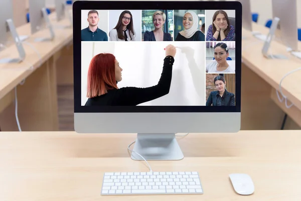 Online Fjernundervisning Digital Videokonference Chat Med Studerende Undervisning Læring Hjemmefra - Stock-foto