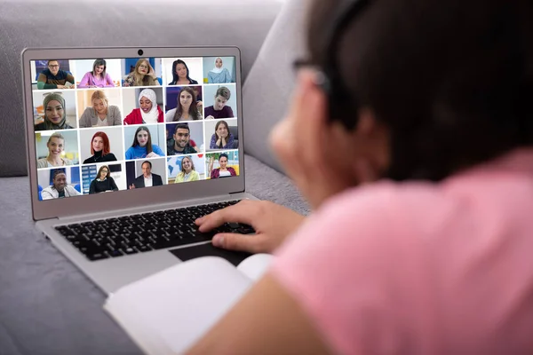 Soziale Distanzierung Studentenkonzept Bildung Hause Gymnasiastin Macht Hausaufgaben Hause Mit — Stockfoto