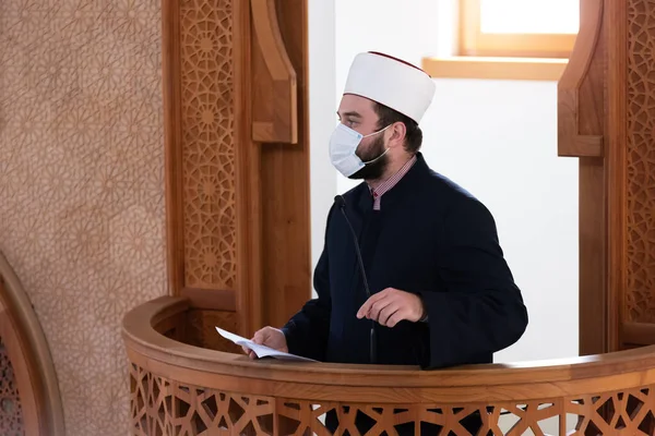 Líder Religioso Muçulmano Imam Emam Tem Discurso Sexta Feira Tarde — Fotografia de Stock