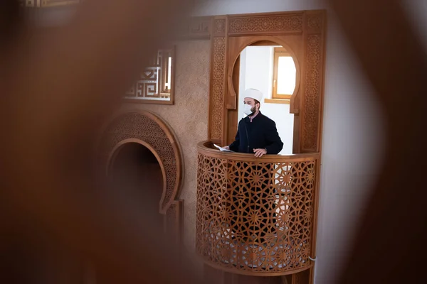 Muslims Religious Leader Imam Emam Has Speech Friday Afternoon Prayer — Stock Photo, Image