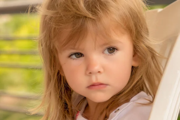 Portret Van Een Kind Het Strand Ondiepe Scherptediepte — Stockfoto