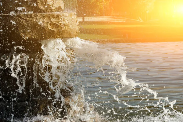 Bico Lagoa Com Reflexos Sol Por Trás — Fotografia de Stock