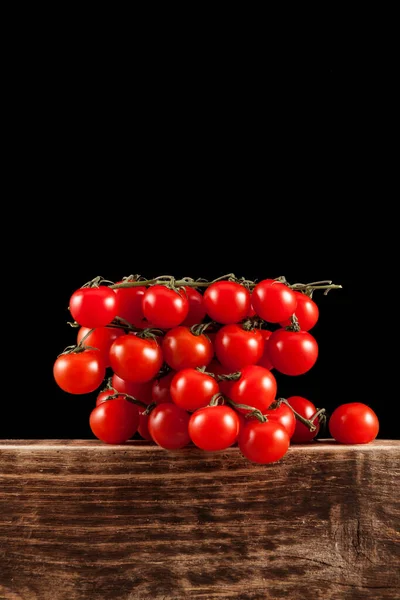 Small Red Cherry Tomatoes Old Brown Wooden Board Close Dark — Stock Photo, Image