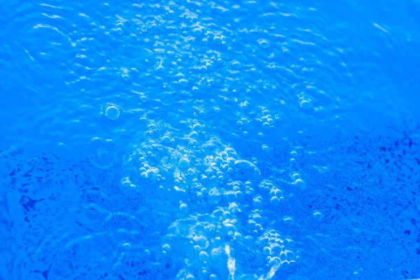 Blaue Wassertropfen Blaue Wasseroberfläche Blauer Wasserhintergrund — Stockfoto