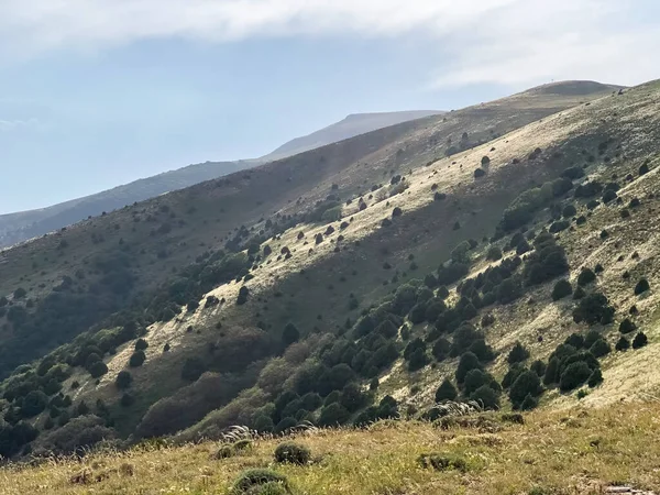 Landskap Med Berg Landskap Med Berg Och Moln — Stockfoto