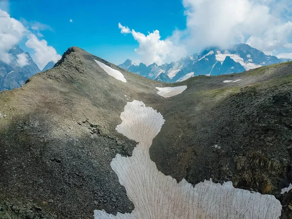 Luftaufnahme Aus Der Drohne Sommer Berglandschaften Von Karatschaja Tscherkessien Dombay — Stockfoto