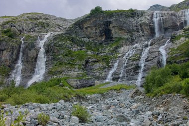 Sofia şelaleler, alt Arkhyz, Karaçay Çerkes Cumhuriyeti.