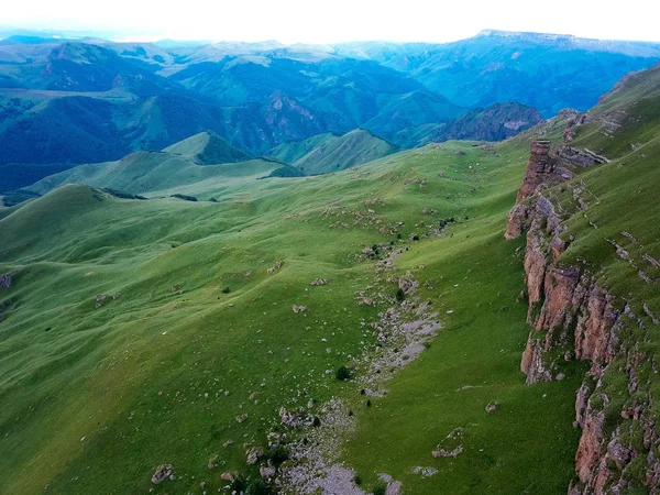 Drone Havadan Gelen Görüntüleyin Bir Plato Bermamyt Gündoğumu Kuzey Kafkasya — Stok fotoğraf