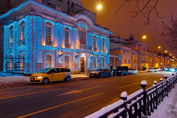 Moscou Rússia Janeiro 2018 Noite Inverno Moscou Neve Ruas Estão — Fotografia de Stock