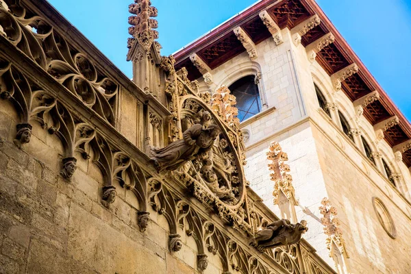 Barcelona Katalonien Spanien September 2019 Detaljer Yttre Byggnaderna Gotiska Kvarteren — Stockfoto