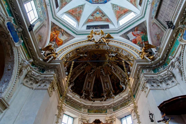 Chiavenna Sondrio Lombardia Itália Setembro 2019 Interior Deslumbrante Catedral Italiana — Fotografia de Stock