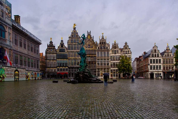 Antwerp Belgio Ottobre 2019 Fontana Brabo Nella Giornata Piovosa Sulla — Foto Stock