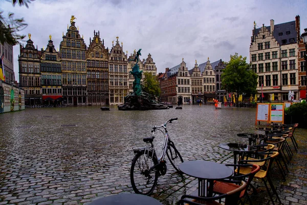 Antwerp Belgio Ottobre 2019 Fontana Brabo Nella Giornata Piovosa Sulla — Foto Stock