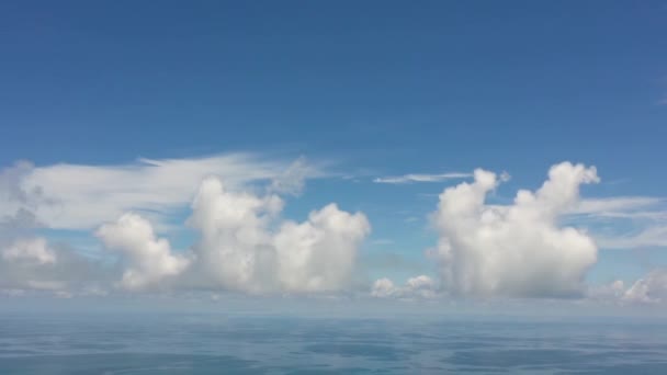 Wolken Bewegen Snel Door Lucht — Stockvideo