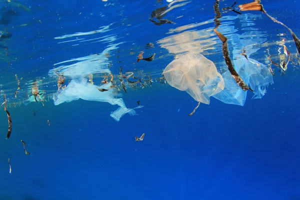 Poluição Lixo Plástico Oceano Conceito Problema Ambiental — Fotografia de Stock