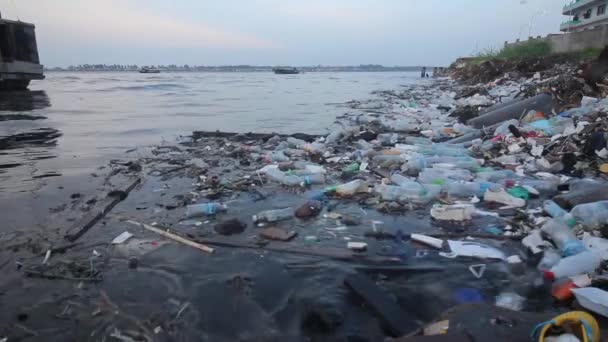 Plast Skräp Föroreningar Havet Begreppet Miljöproblem — Stockvideo