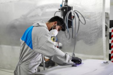 Otomatik mekanik cilası araba yüzeyi, temiz