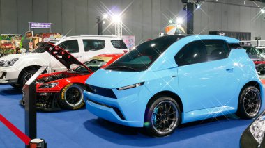 Bangkok - 4 Temmuz: Bangkok Uluslararası Auto Salon 2018, en büyük ve en görkemli modifiye otomobil ve otomobil aksesuarları show Bangkok, Tayland, modifiye Araba Fuarı.