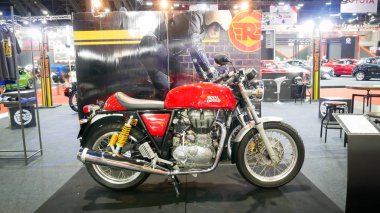 Bangkok - 4 Temmuz: Bangkok Uluslararası Auto Salon 2018, en büyük ve en görkemli modifiye otomobil ve otomobil aksesuarları show Bangkok, Tayland, modifiye Araba Fuarı.