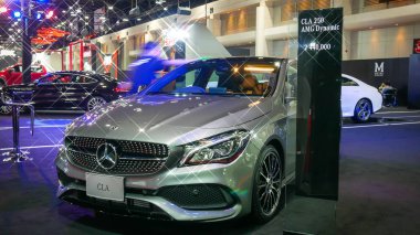 Bangkok - Temmuz 5: Bangkok Uluslararası Auto Salon 2018, en büyük ve en görkemli modifiye otomobil ve otomobil aksesuarları show Bangkok, Tayland, modifiye Araba Fuarı.