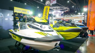 Bangkok - Temmuz 5: Bangkok Uluslararası Auto Salon 2018, en büyük ve en görkemli modifiye otomobil ve otomobil aksesuarları show Bangkok, Tayland, modifiye Araba Fuarı.