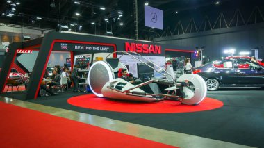 Bangkok - Temmuz 5: Bangkok Uluslararası Auto Salon 2018, en büyük ve en görkemli modifiye otomobil ve otomobil aksesuarları show Bangkok, Tayland, modifiye Araba Fuarı.