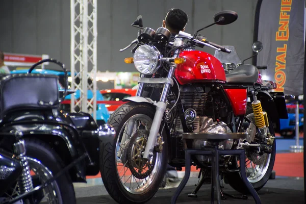 Bangkok - Temmuz 5: Royal modifiye motosiklet gösterisi Bangkok Uluslararası Auto Salon 2018, en büyük ve en görkemli modifiye otomobil ve otomobil aksesuarları show Bangkok, Tayland.
