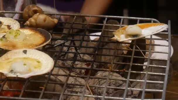 Grilled Seafood Stove — Stock Video