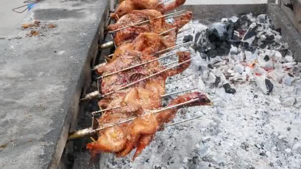 Frango Grelhado Fogão Grande Estilo Comida Tailandesa — Vídeo de Stock