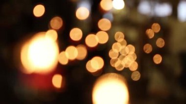 mum ışığı ile bulanık bokeh. Doğa arka plan.