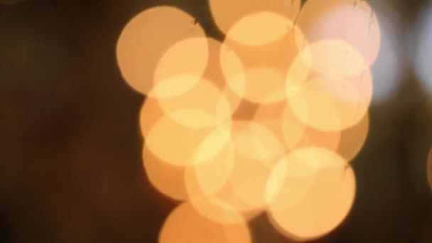 bokeh flou avec la lumière de la bougie. Contexte naturel .