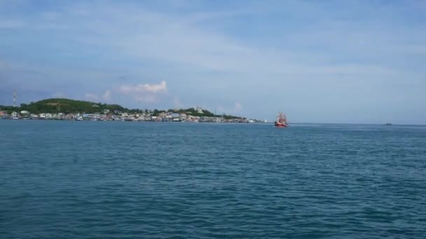 Paesaggio Marino Con Sfondo Villaggio Pescatori Giorno — Video Stock