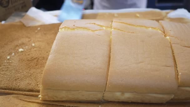 Gâteau Aux Œufs Sur Table Gâteau Aux Œufs Coupé — Video