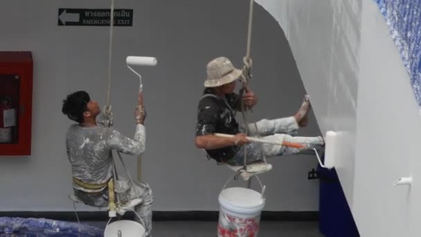 Bangkok Tailândia Dezembro 2018 Pintores Pintam Prédios Altos Com Corda — Vídeo de Stock