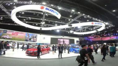 Bangkok, Tayland - Aralık, 10 2018: Yeni Suzuki araba Tayland Uluslararası Motor Expo 2018 ekranda