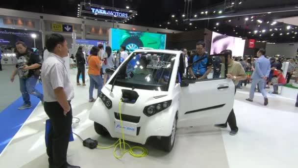 Бангкок Таїланд Грудня 2018 Роки Fomm Електричний Автомобіль Шоу Таїланді — стокове відео