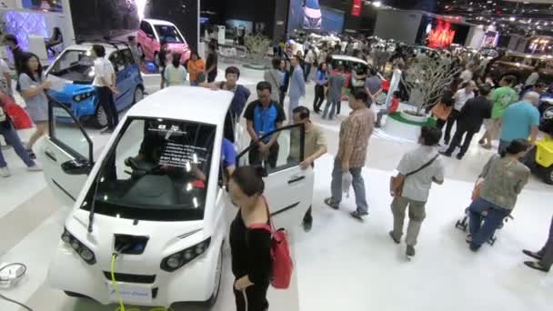 Бангкок Таїланд Грудня 2018 Роки Fomm Електричний Автомобіль Шоу Таїланді — стокове відео
