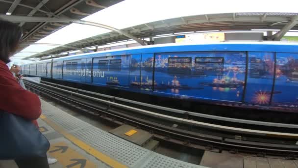 Bangkok Tailandia Diciembre 2016 Pasajeros Que Viajan Estación Tren Siam — Vídeo de stock