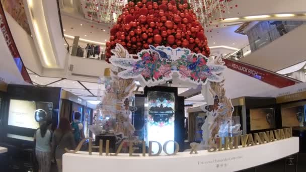 サイアムパラゴン ショッピング モール タイのバンコク 2016 装飾のクリスマス ツリー — ストック動画