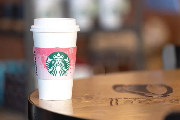 Bangkok Tailandia Marzo 2019 Starbucks Café Caliente Sobre Mesa Bangkok — Foto de Stock