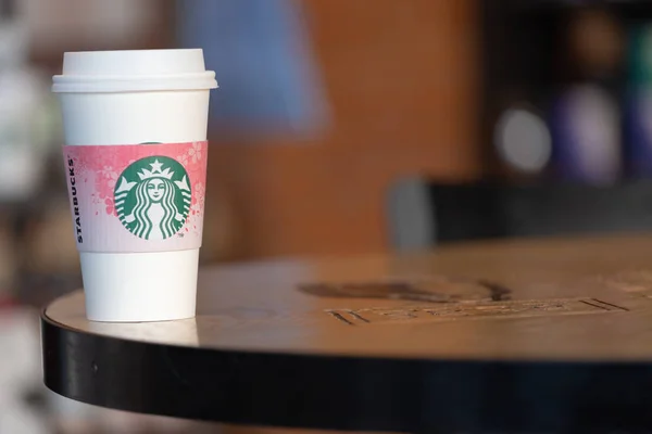 Bangkok Tailandia Marzo 2019 Starbucks Café Caliente Sobre Mesa Bangkok — Foto de Stock