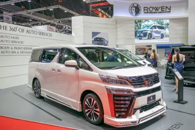 The 40th Tayland Uluslararası motor show 'da Rowen araba