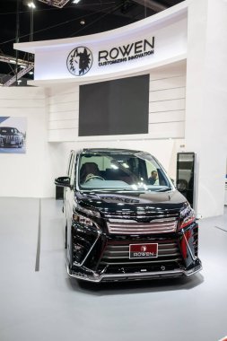 The 40th Tayland Uluslararası motor show 'da Rowen araba