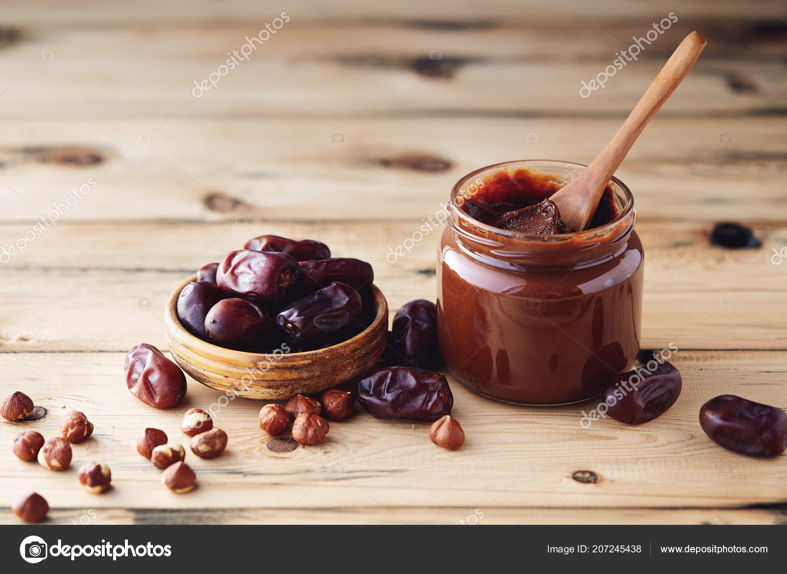 Hazelnut Chocolate Date Spread Vegan Sugar Free — Stock Photo © Melica 207245438