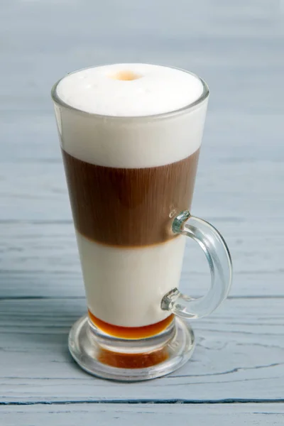 Transparant Glas Met Koffie Latte Tafel — Stockfoto